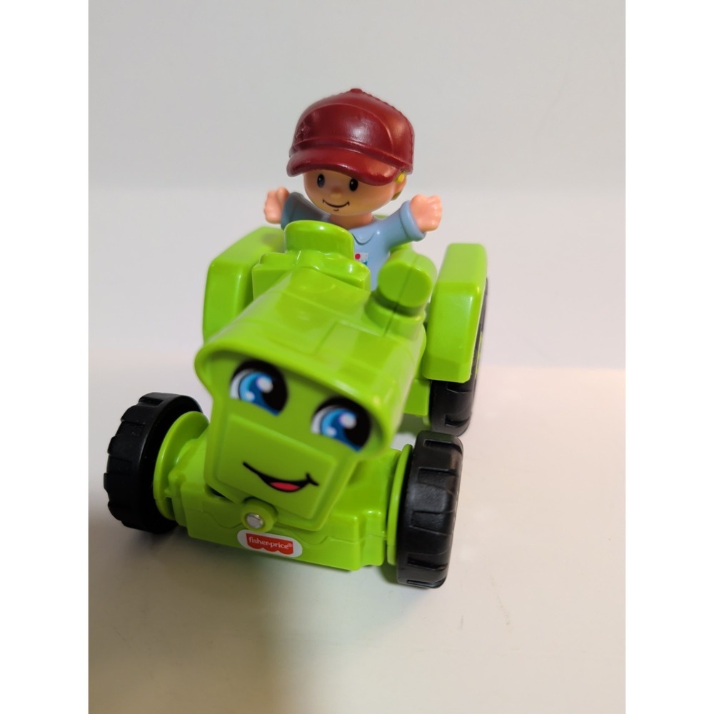 Fisher-Price Little People‎ Helpful Harvester Green Tractor With Farmer figure